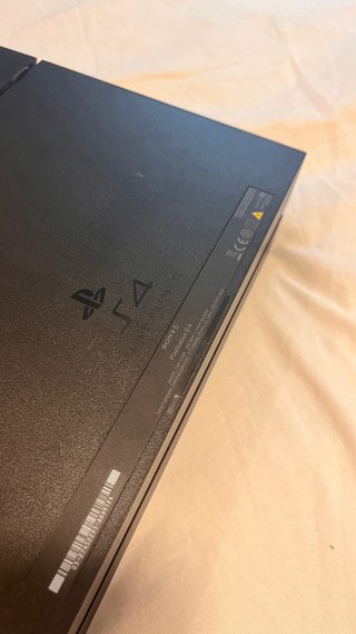 PS4 500GB + Mando Dualshock 4 + Juego