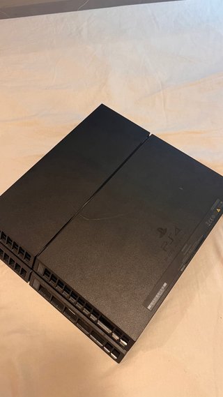 PS4 500GB + Mando Dualshock 4 + Juego