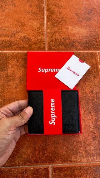 Cartera Supreme Negra Nueva
