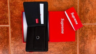 Cartera Supreme Negra Nueva