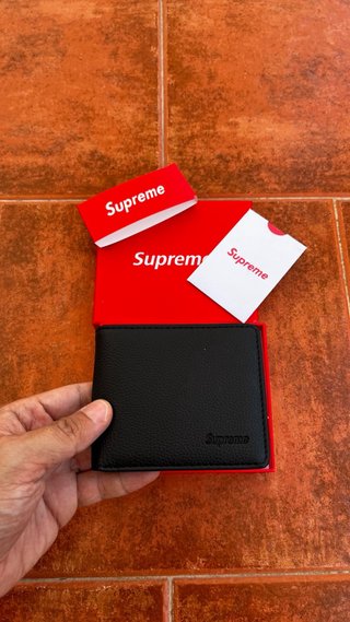Cartera Supreme Negra Nueva