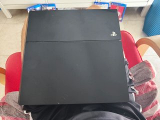 PS4 Fat Nera + 4 Giochi FIFA