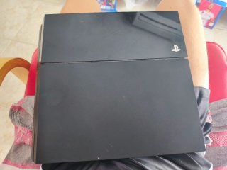 PS4 Fat Nera + 4 Giochi FIFA