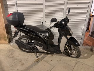 Yamaha e-enter 125cc Scooter Negra