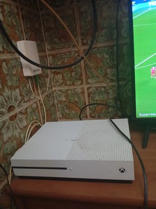 Xbox One Blanca 1 año