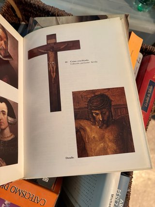 Lote de libros de historia, arte y Sevilla