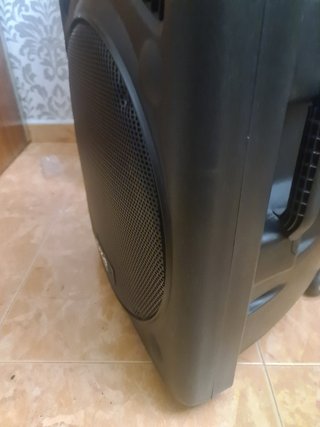 Altavoz Ibiza Port15UHF-BT Batería 800W