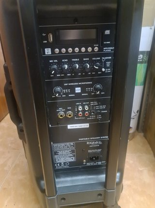 Altavoz Ibiza Port15UHF-BT Batería 800W