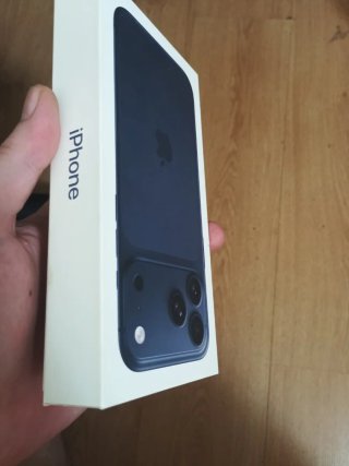 Caja iPhone 17 Pro Max
