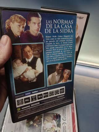 DVD, 3 peliculas de epoca TIERRAS DE PENUMBRA, REGRESO A HOWARDS END, LAS NORMAS DE LA CASA DE LA SIDRA