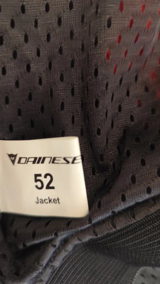 Chaqueta moto y protector espalda Dainese