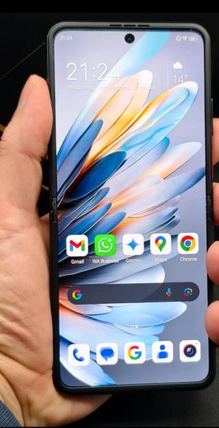 ZTE Nubia Flip 2 5G Nero/Argento