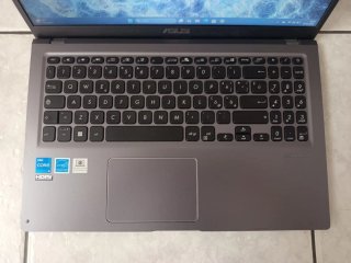 ASUS Vivobook i5-1135G7 256GB SSD 8GB RAM FHD