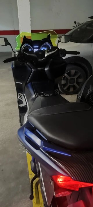 Yamaha TMAX 530 DX 35.000 km