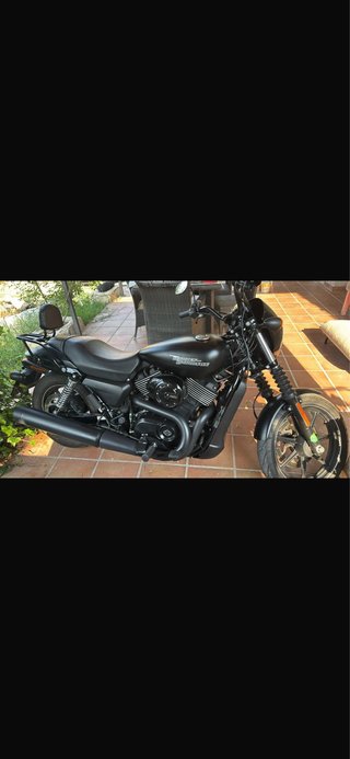 Harley Davidson Street 750 Negra