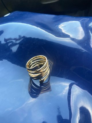 Anello acciaio dorato regolabile