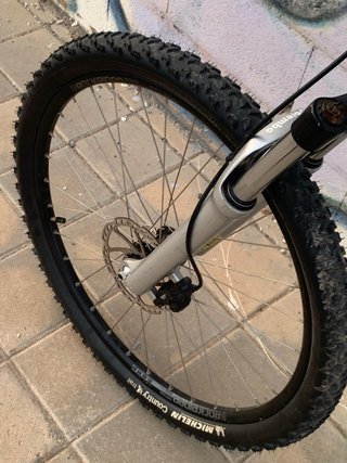 Bicicleta Rockrider 6.4 Blanca