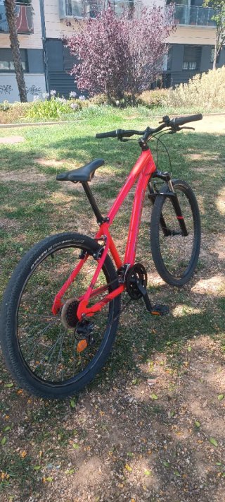 Bicicleta ROCKRIDER Roja