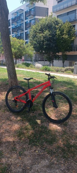 Bicicleta ROCKRIDER Roja