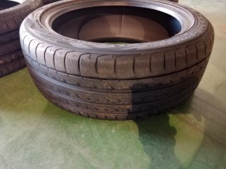 Neumáticos Yokohama 215/45R17