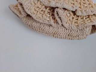Bolso Zara volantes y pedrería beige