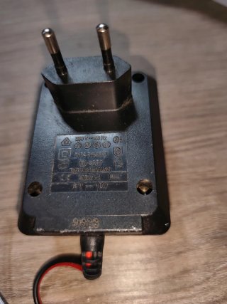 Adaptador Scalextric 12V 18W