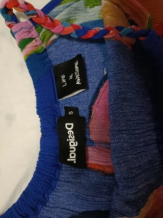 Top Desigual Fantasia Pappagalli Blu