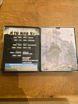 Band of Brothers - Tom Hanks & Steven Spielberg