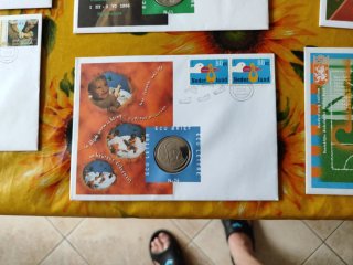 Francobolli e monete - Set 11