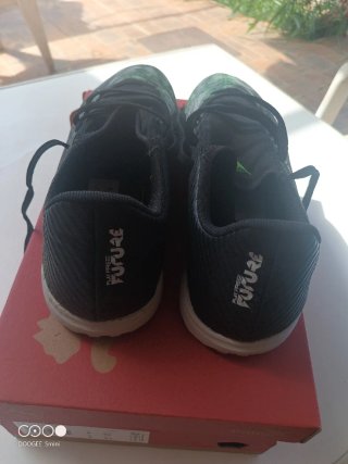 Zapatos de fútbol Nike multitacos