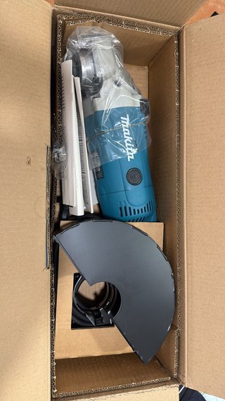 Radial Makita 230mm Nueva