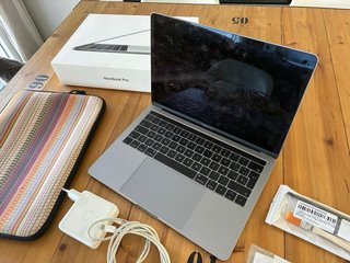 MacBook Pro 13 Touch Bar 2017 averiado