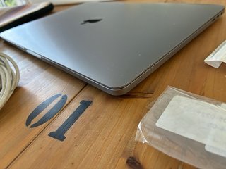 MacBook Pro 13 Touch Bar 2017 averiado