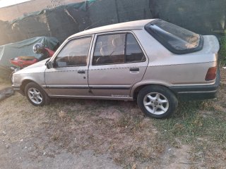 Peugeot 309 1988