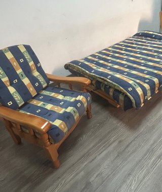 Sofá cama y sillón a juego