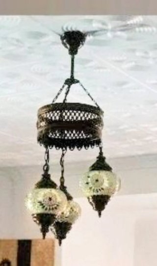 Lámpara colgante de cristal y metal