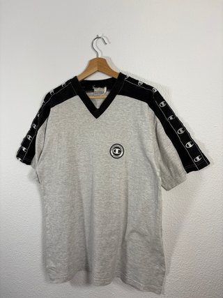 Camiseta Champion V-Neck Logo Rayas
