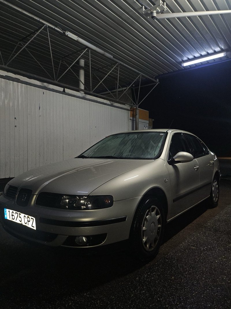 SEAT Cordoba 2003 - foto 1
