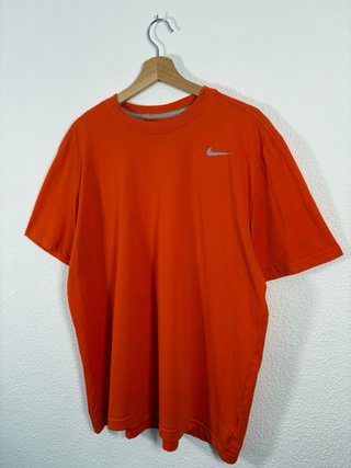 Camiseta Nike Naranja