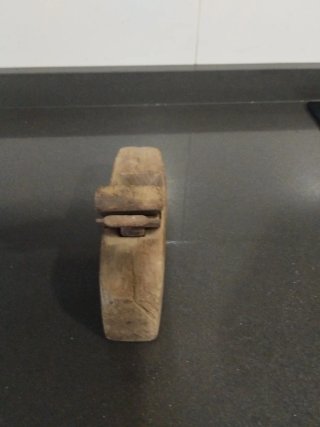 Cepillo carpintero madera antiguo