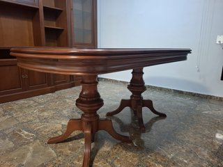 Mueble de comedor , mesa y sillas de madera maciza