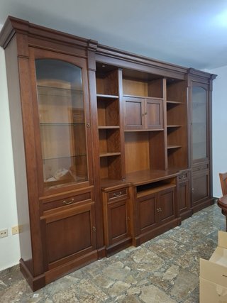 Mueble de comedor , mesa y sillas de madera maciza