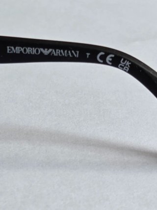 Gafas de sol Emporio Armani negras y grises