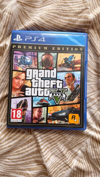 GTA V Premium Edition PS4