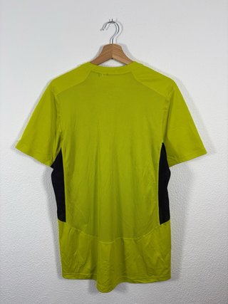 Camiseta Nike Verde y Negra