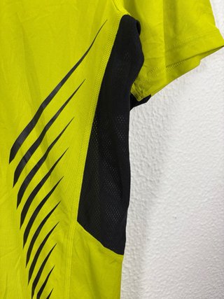 Camiseta Nike Verde y Negra