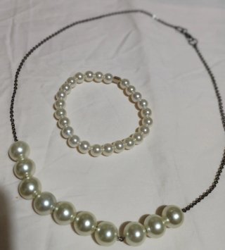 Parure collana e bracciale perle