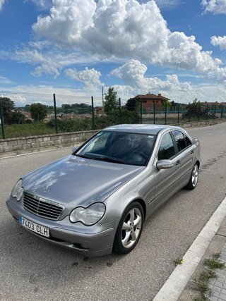 Mercedes-Benz Clase C 2003