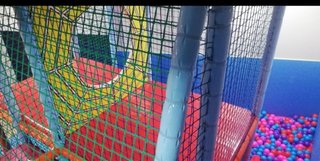 2 Parque de bolas infantil