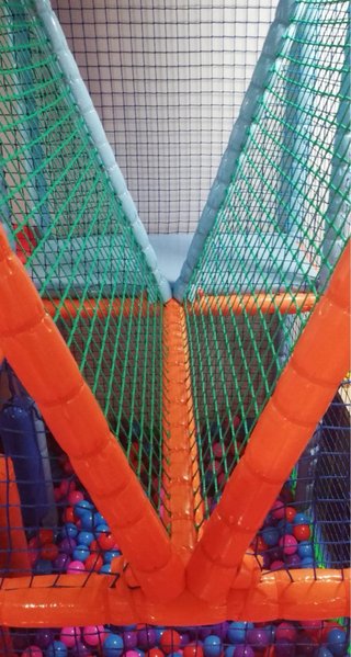 2 Parque de bolas infantil